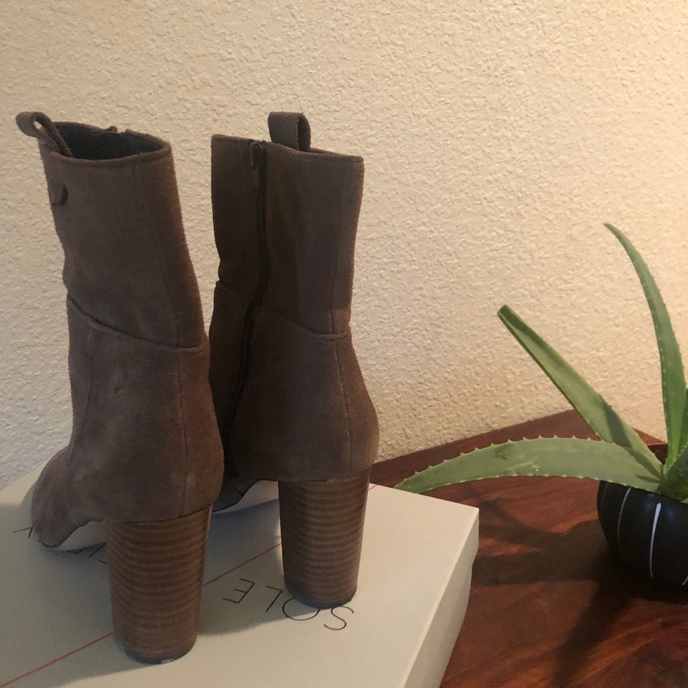 Booties 8.5 - image 8